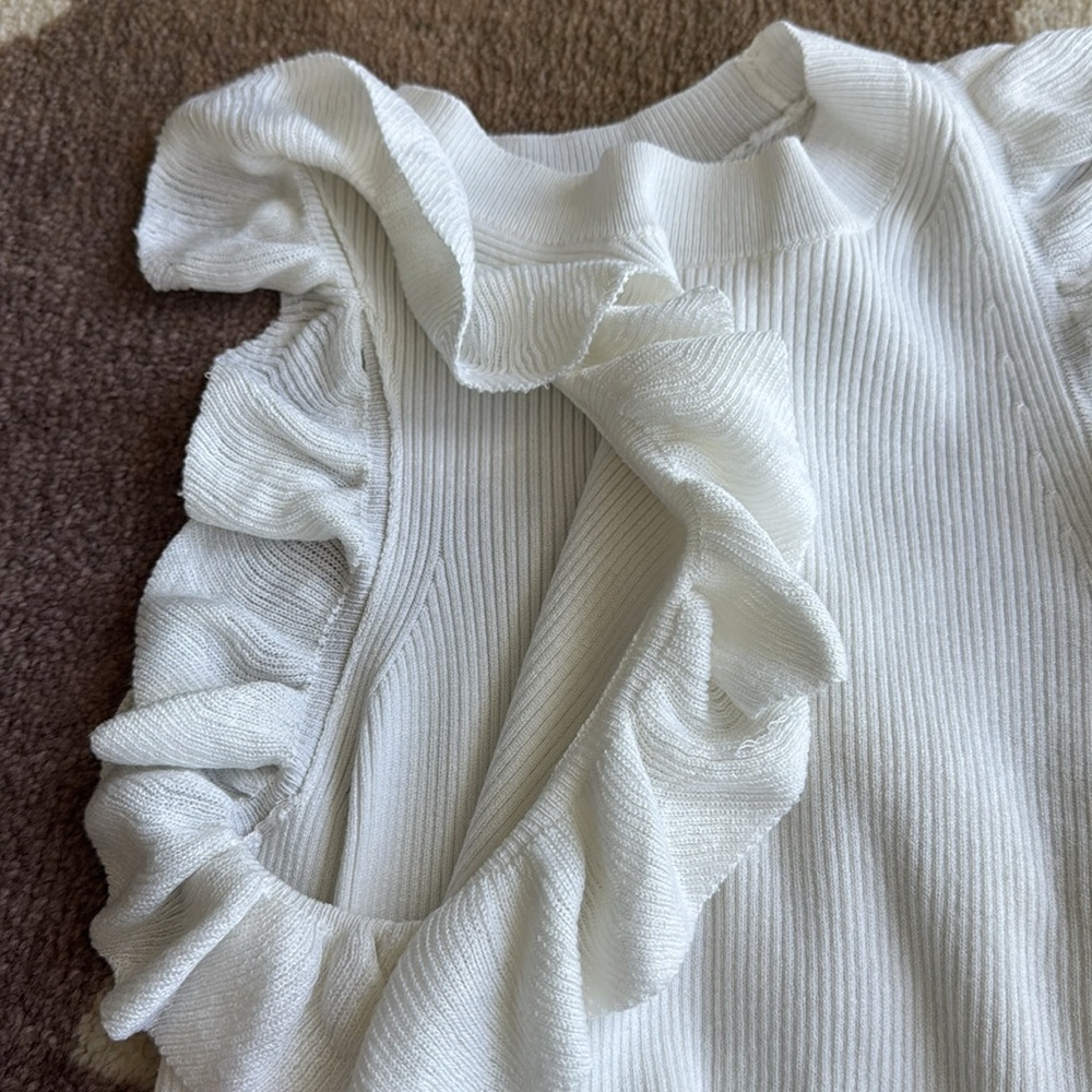 H&M White Ribbed Sleeveless Top with Ruffle Shoulders - Picture 3 of 3